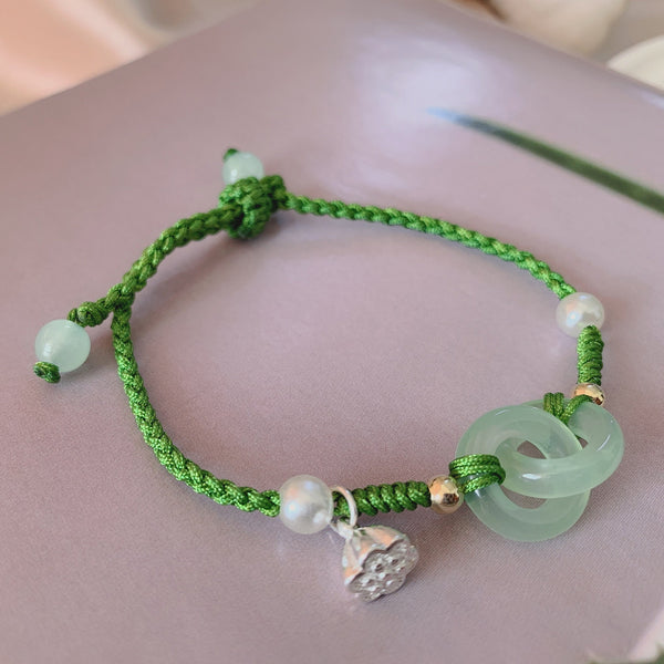 Green Jade Interlocking Circles Bracelet