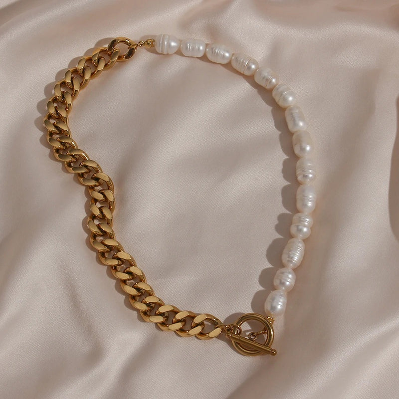 PEARL ANGELOS NECKLACE