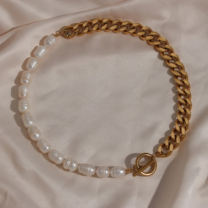 PEARL ANGELOS NECKLACE