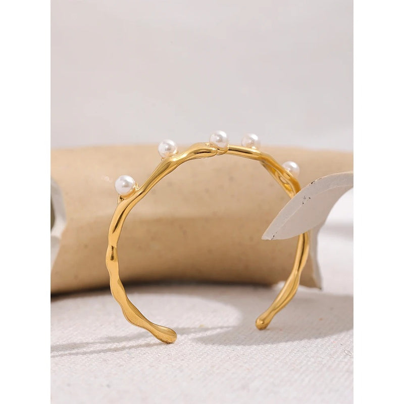 Twist  Pearl Cuff Bracelet