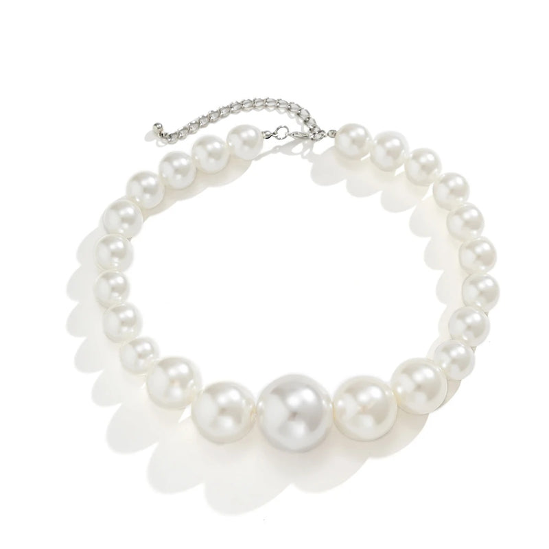 Statement Imitation Pearl Choker