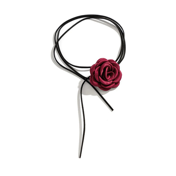Grand Rose Clavicle Chain: Gothic Elegance