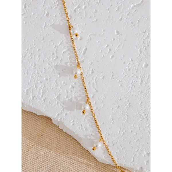 Shell Pearls Necklace