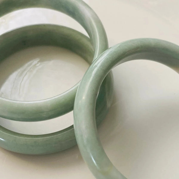 Natural Jade Smooth Green Stone Slip-On Bangle Bracelet